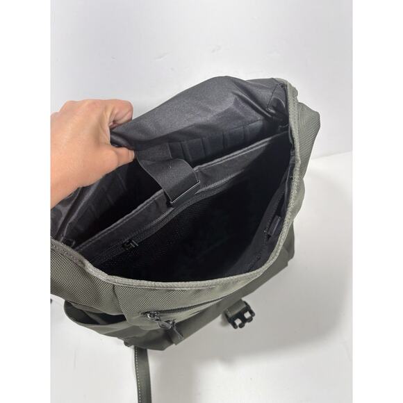 TUMI T-Tech Bag Olive Convertible Ballistic Messenger Bag Padded Backpack - Picture 8 of 12